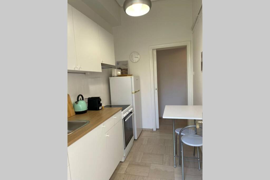 Studio Stay Apartment Каламата Экстерьер фото
