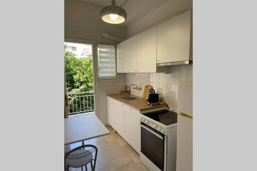 Studio Stay Apartment Каламата Экстерьер фото