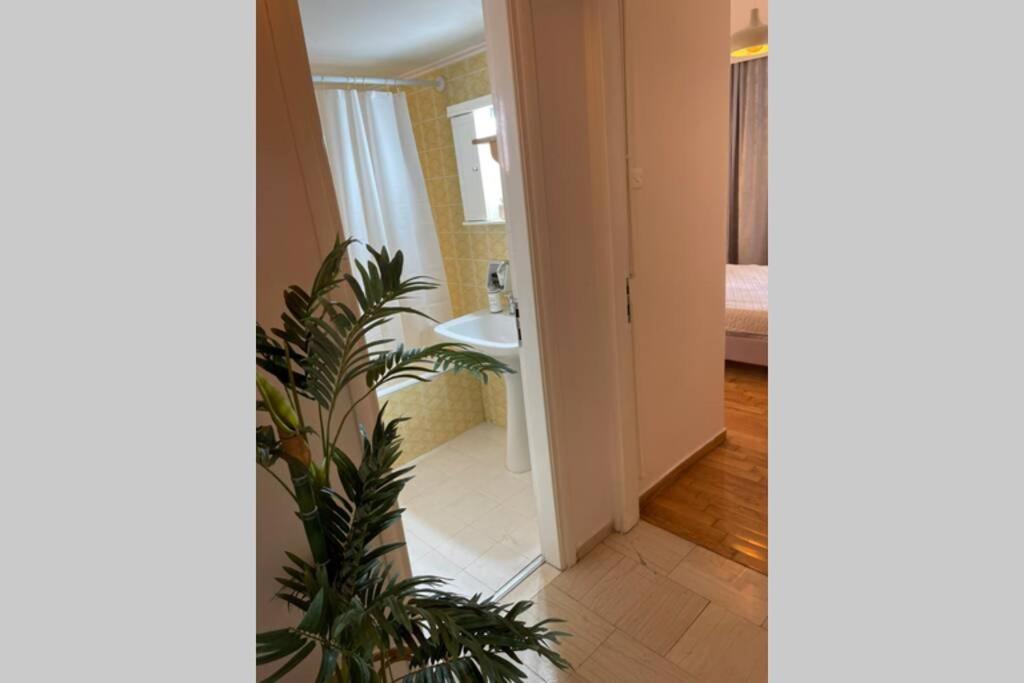 Studio Stay Apartment Каламата Экстерьер фото